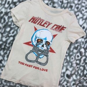 ☠️ 🔥NWT Chaser Motley Crue Tee 🔥 ☠️
